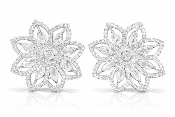 Elegant Floral Crystal Stud Earrings for Women Premium Sparkling Lightweight Party Wedding Jewelry